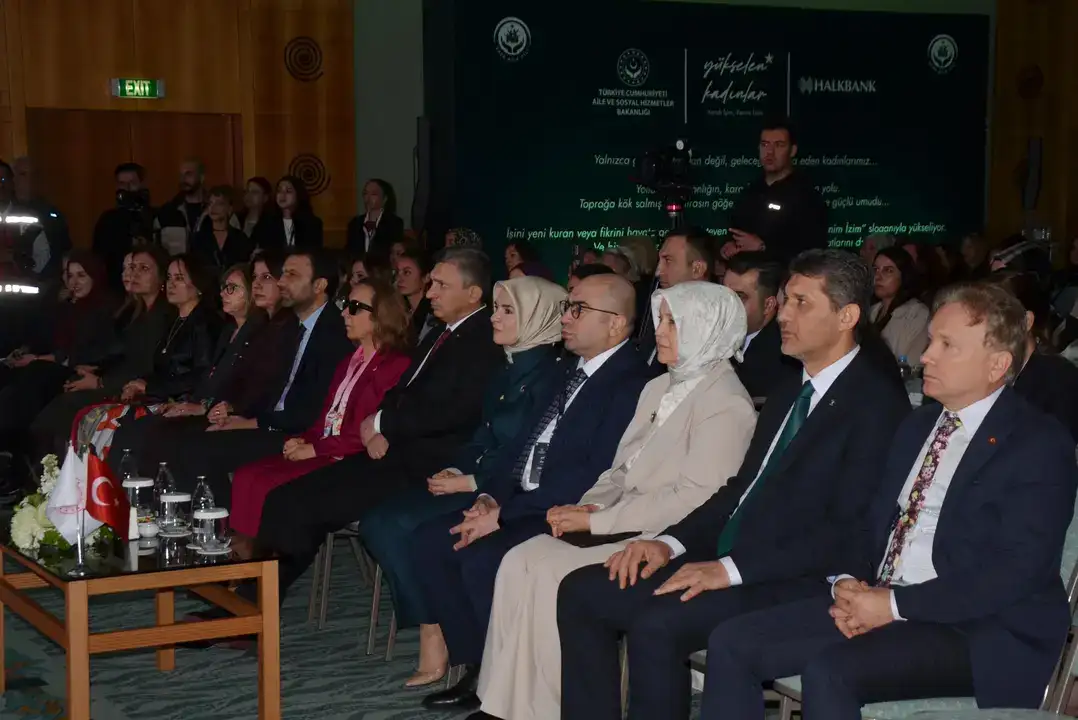 Antalya’da Yükselen Kadınlar Projesi Tanıtıldı! 6